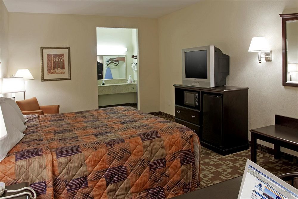 Americas Best Value Inn Byhalia Oda fotoğraf